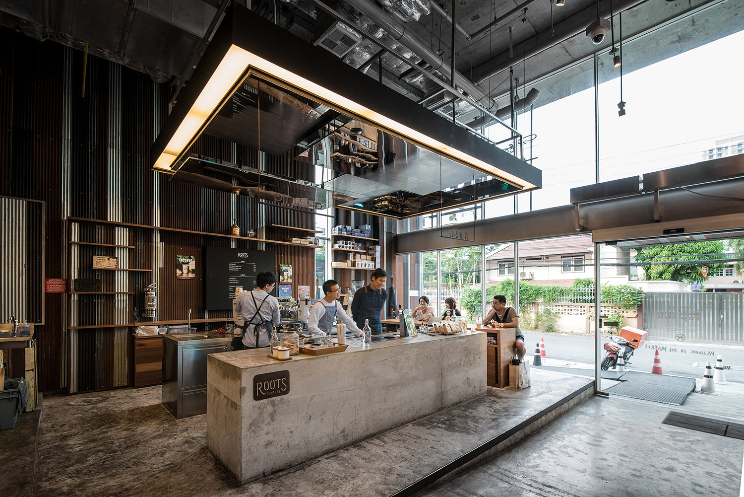 Roots Coffee: A Unique Coffee Experience in Bangkok